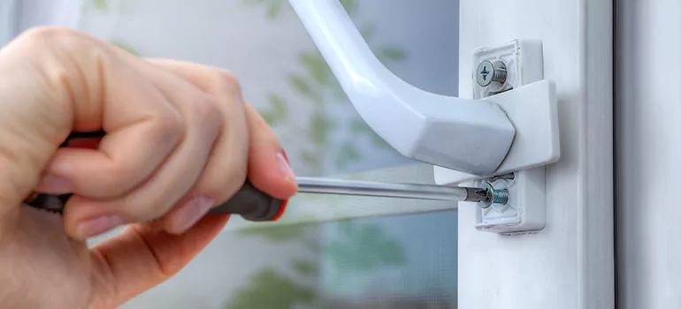 Window Crack Repair in Englewood, FL