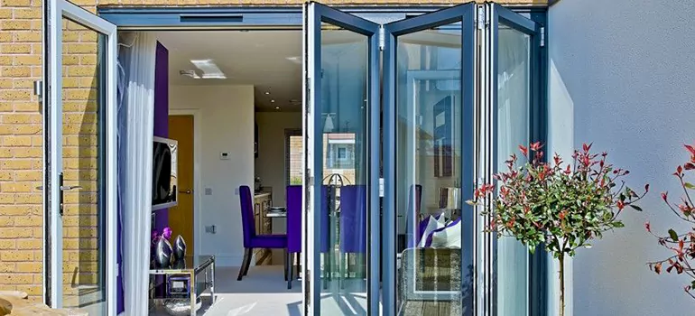 Commercial Door Glass Repair in Englewood, FL